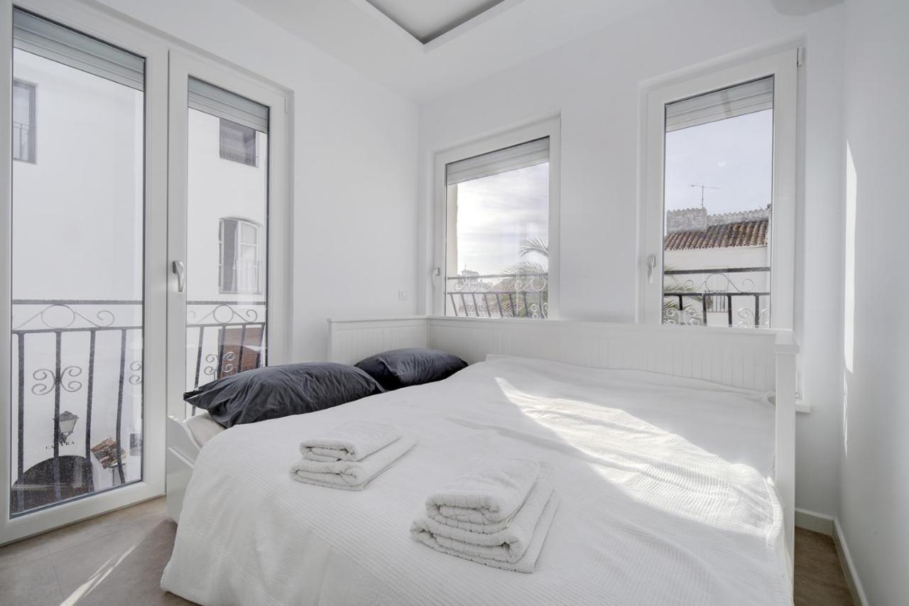 Westminster Puerto Banus Marina Apartment Marbella Bagian luar foto