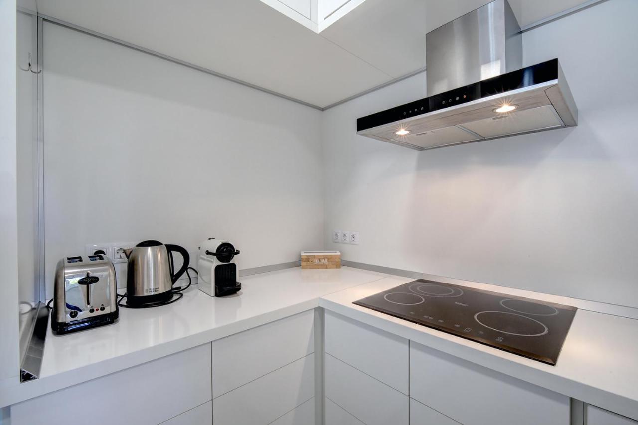 Westminster Puerto Banus Marina Apartment Marbella Bagian luar foto