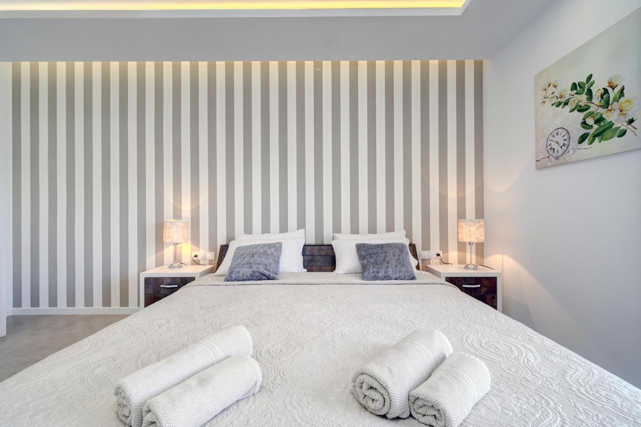 Westminster Puerto Banus Marina Apartment Marbella Bagian luar foto